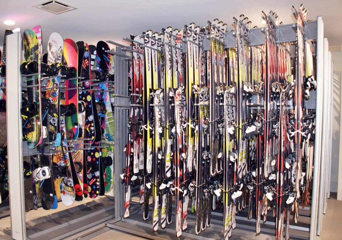 10-15% discount on ski and skialp equipment rental